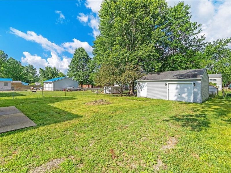 8995 Spring Drive, Windham, OH 44288 Photo 27