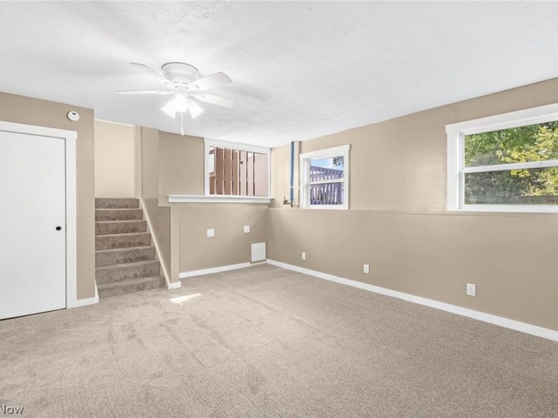 8995 Spring Drive, Windham, OH 44288 Photo 4