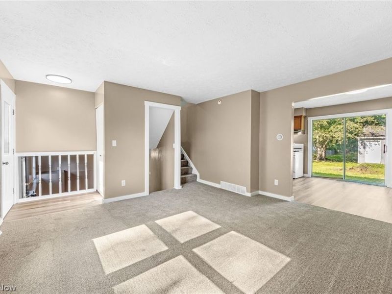 8995 Spring Drive, Windham, OH 44288 Photo 8