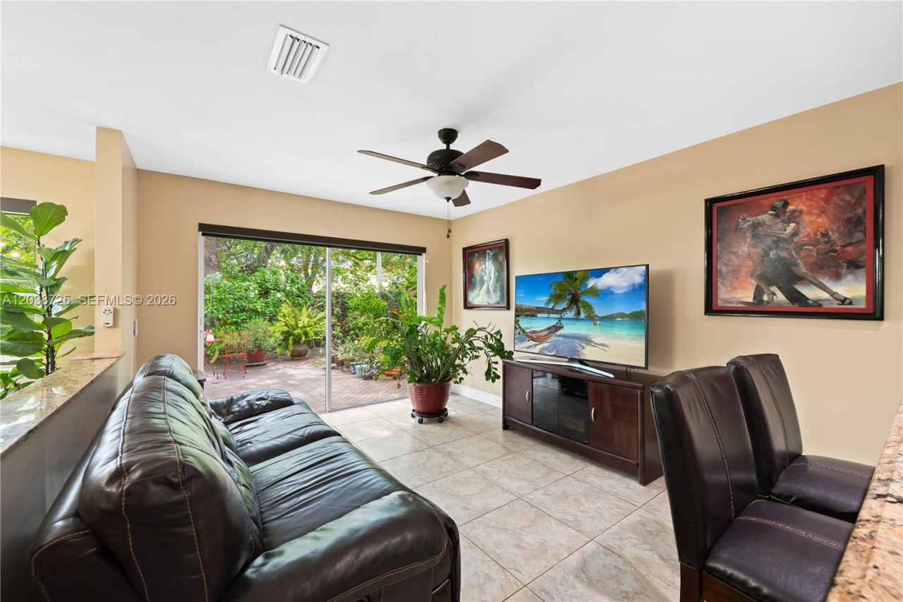 2021 Barcelona Ter , Margate, FL 33063 Photo