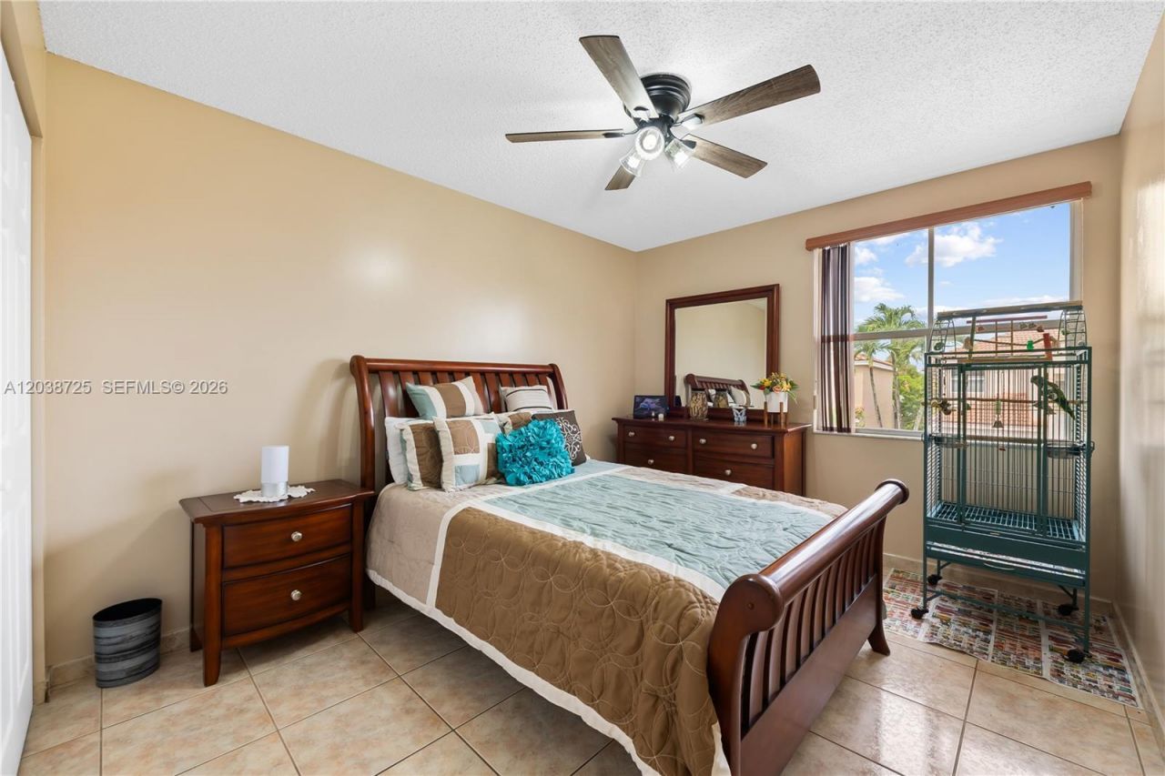 2021 Barcelona Ter , Margate, FL 33063 Photo