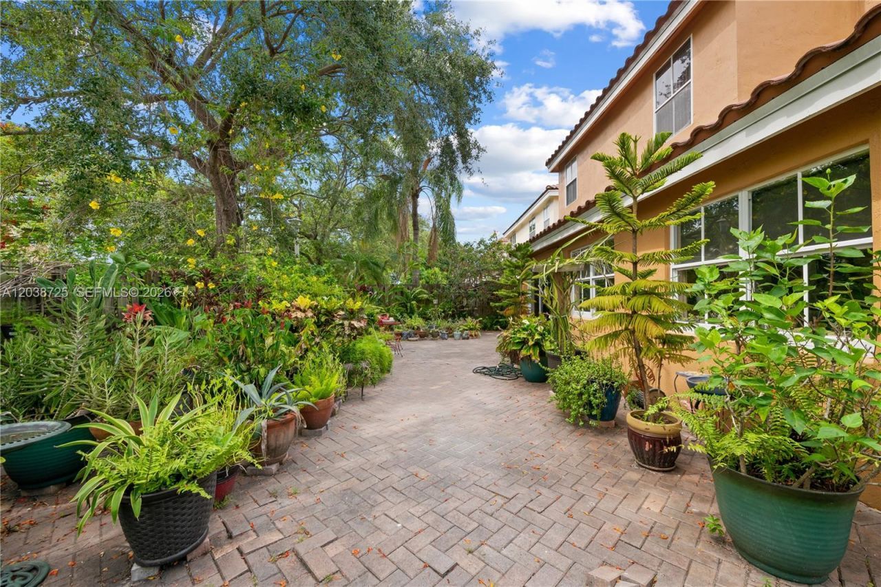 2021 Barcelona Ter , Margate, FL 33063 Photo