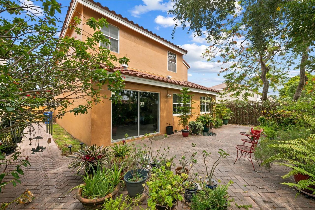 2021 Barcelona Ter , Margate, FL 33063 Photo