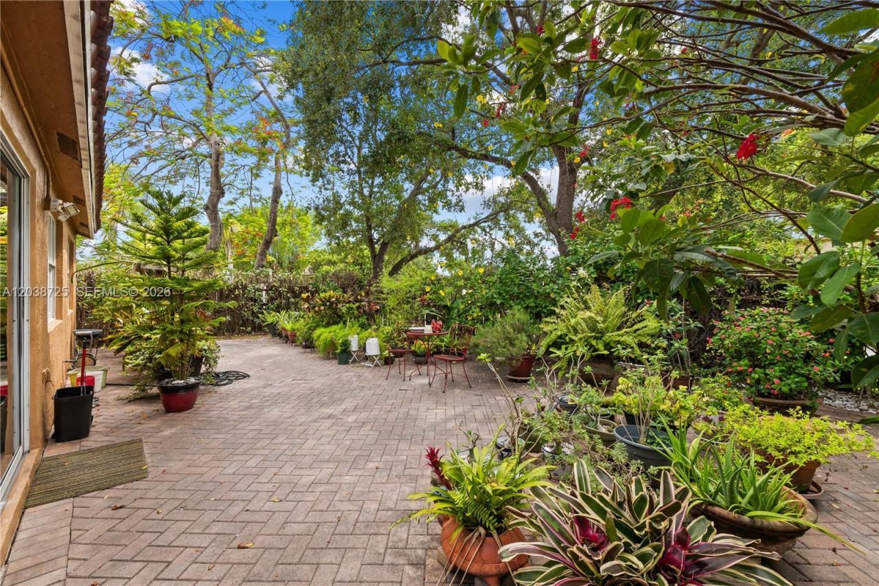 2021 Barcelona Ter , Margate, FL 33063 Photo