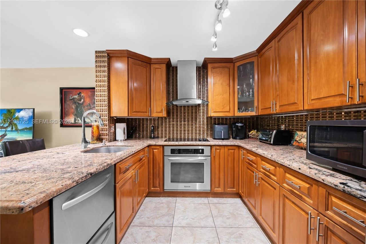 2021 Barcelona Ter , Margate, FL 33063 Photo