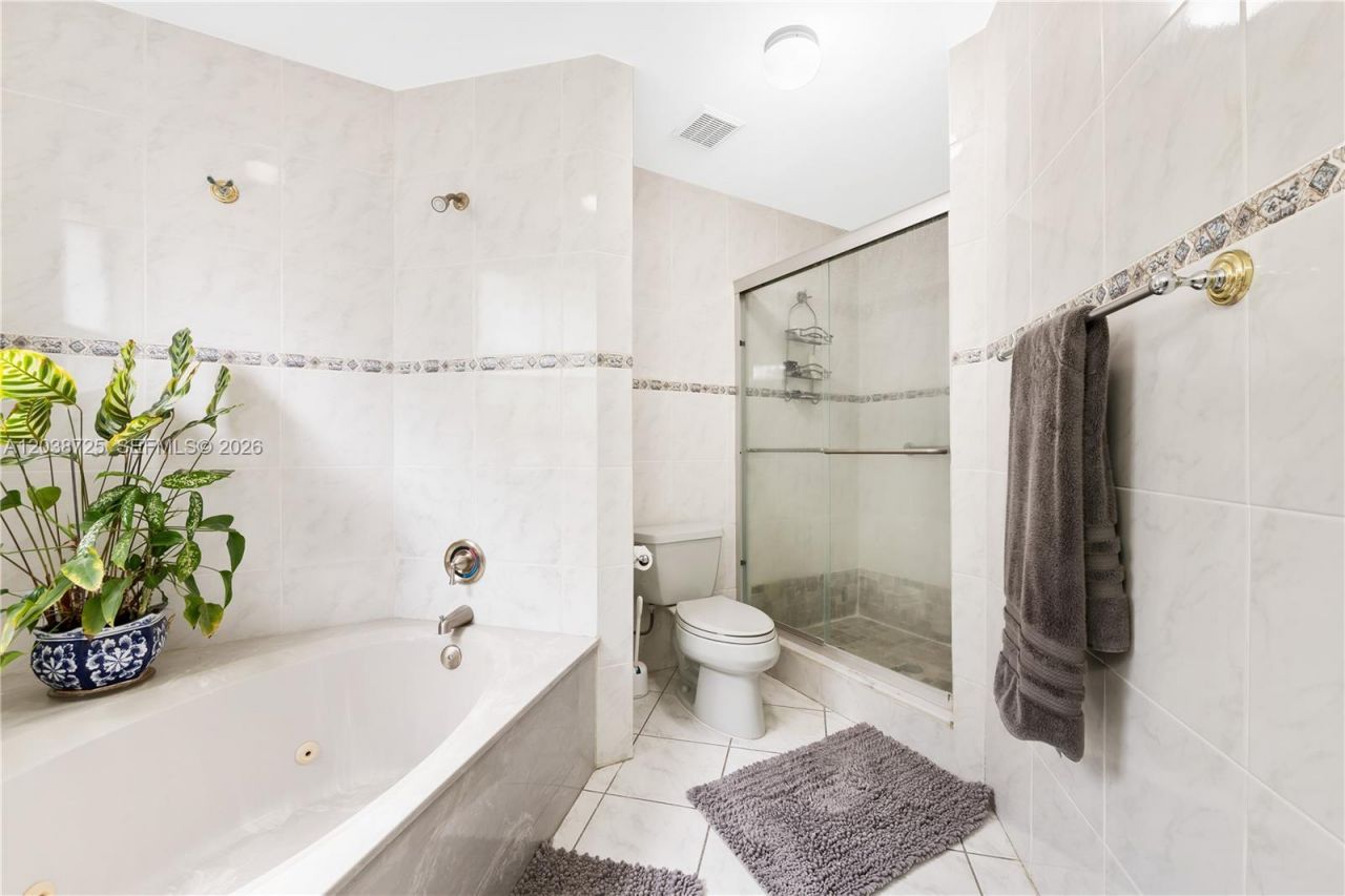 2021 Barcelona Ter , Margate, FL 33063 Photo