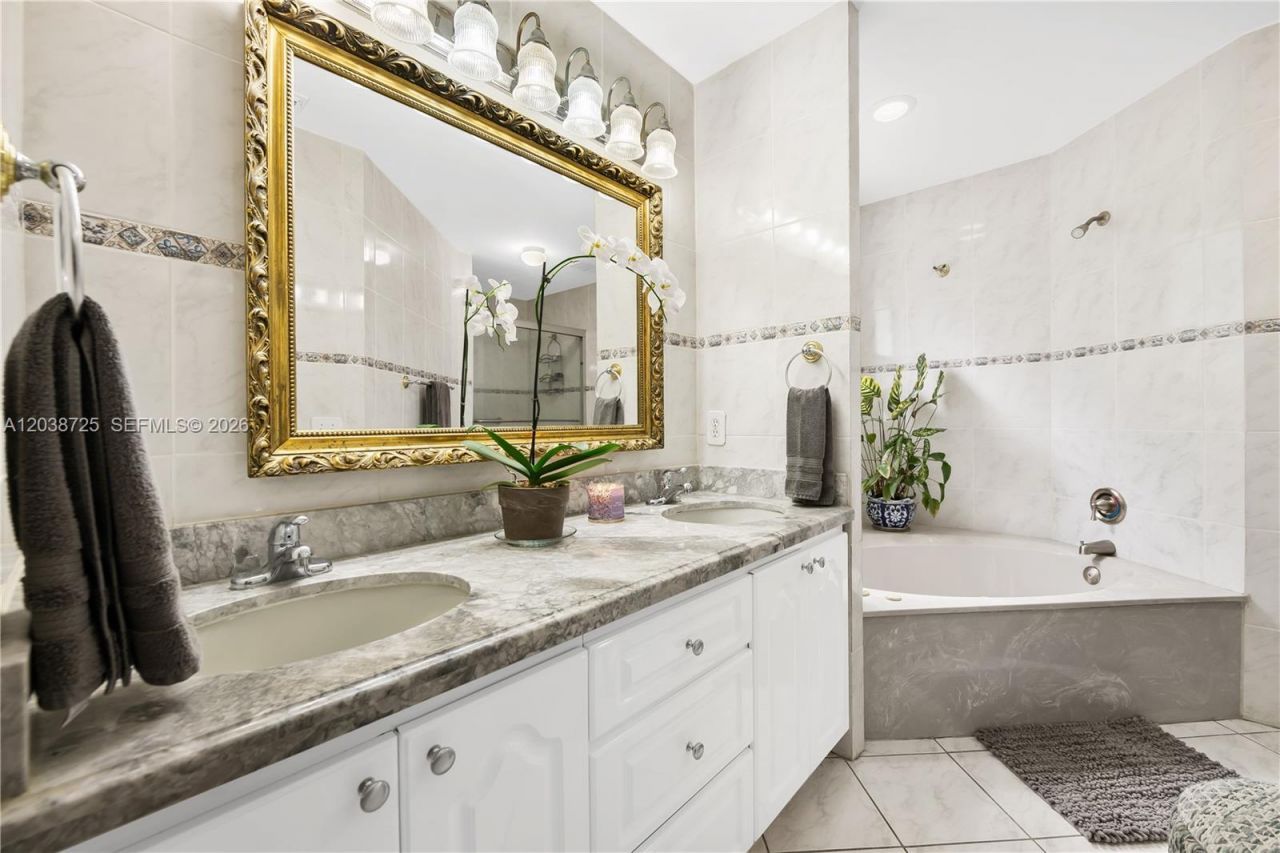 2021 Barcelona Ter , Margate, FL 33063 Photo