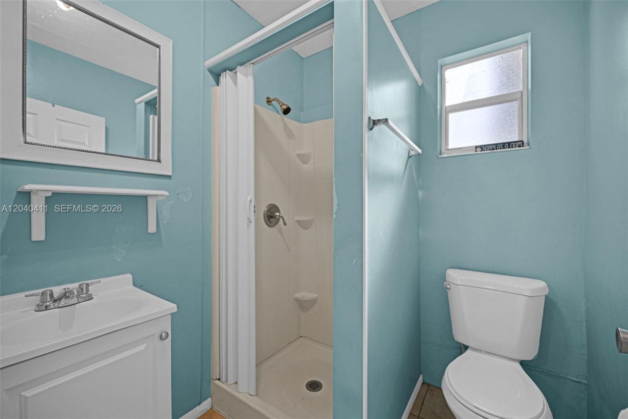 5069 NW 41st Ct , Unit -, Lauderdale Lakes, FL 33319 Photo