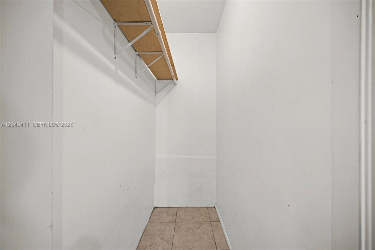 5069 NW 41st Ct , Unit -, Lauderdale Lakes, FL 33319 Photo