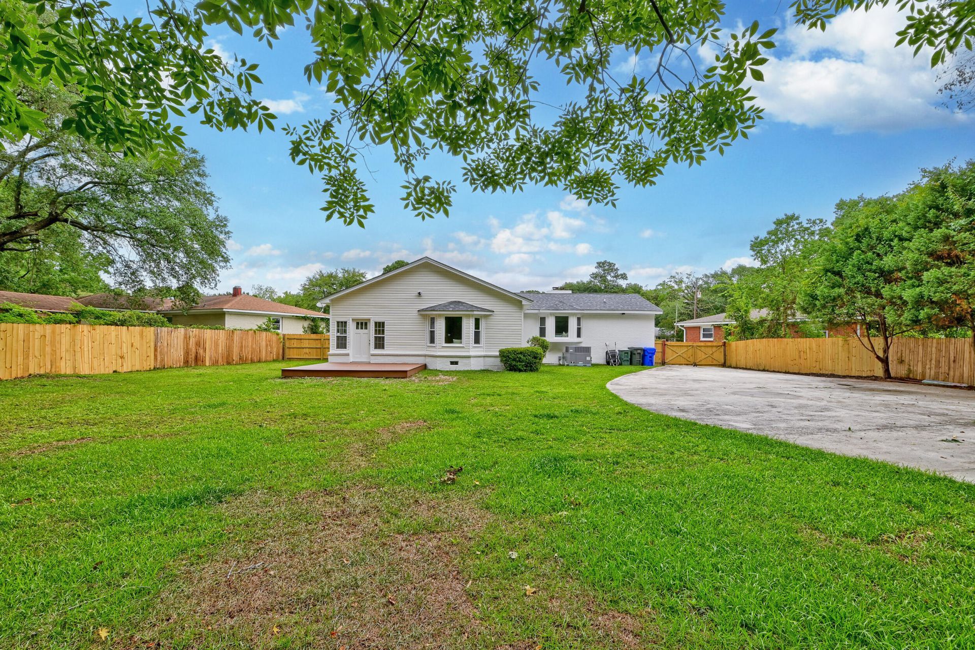 1121 Browning Road Photo 12