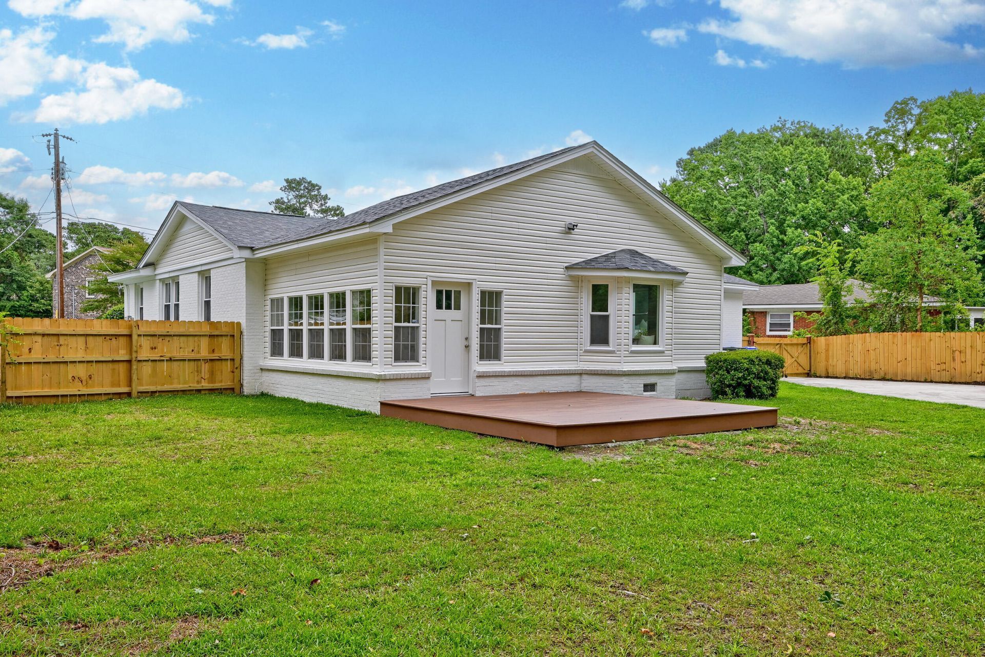 1121 Browning Road Photo 13