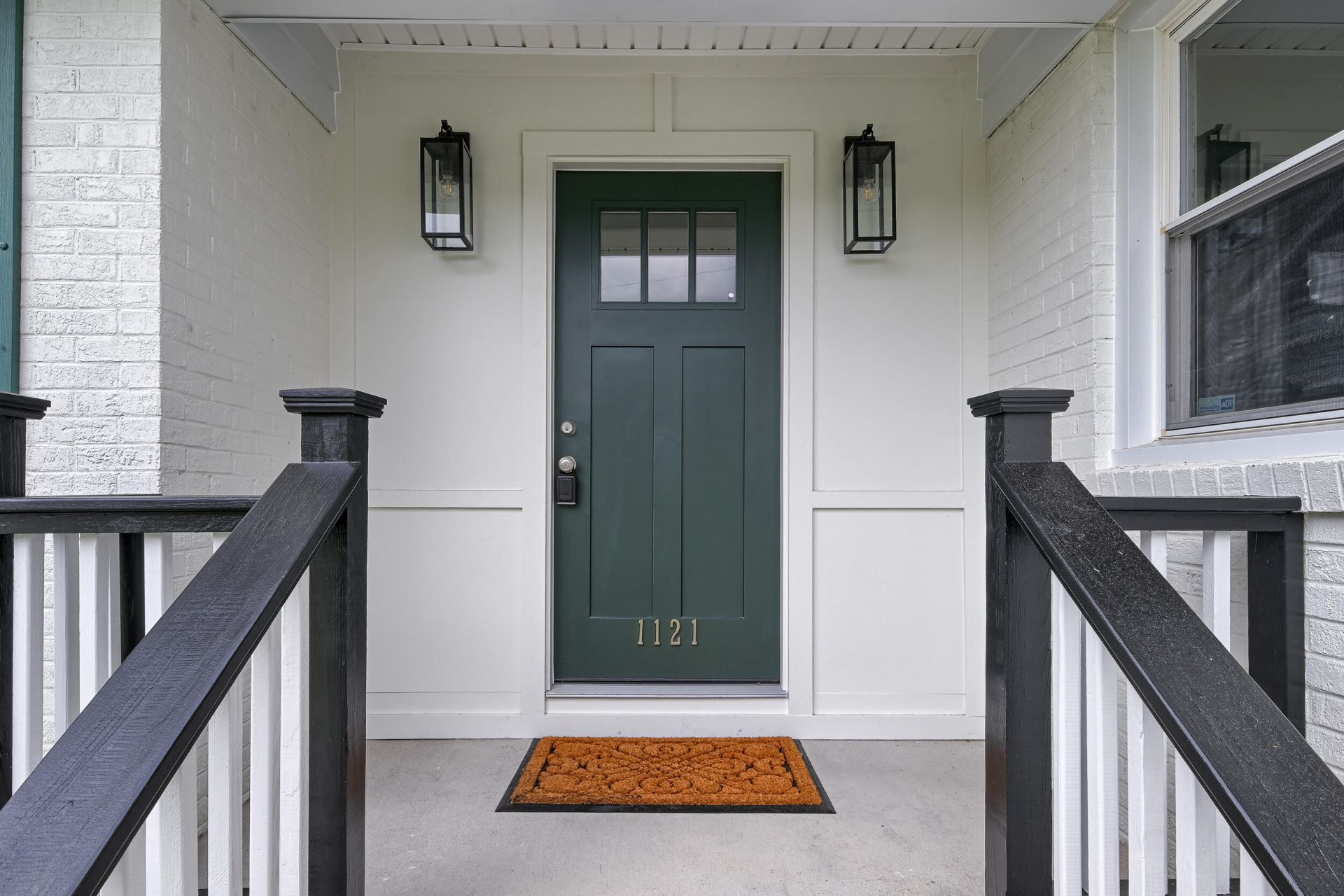 1121 Browning Road Photo 2