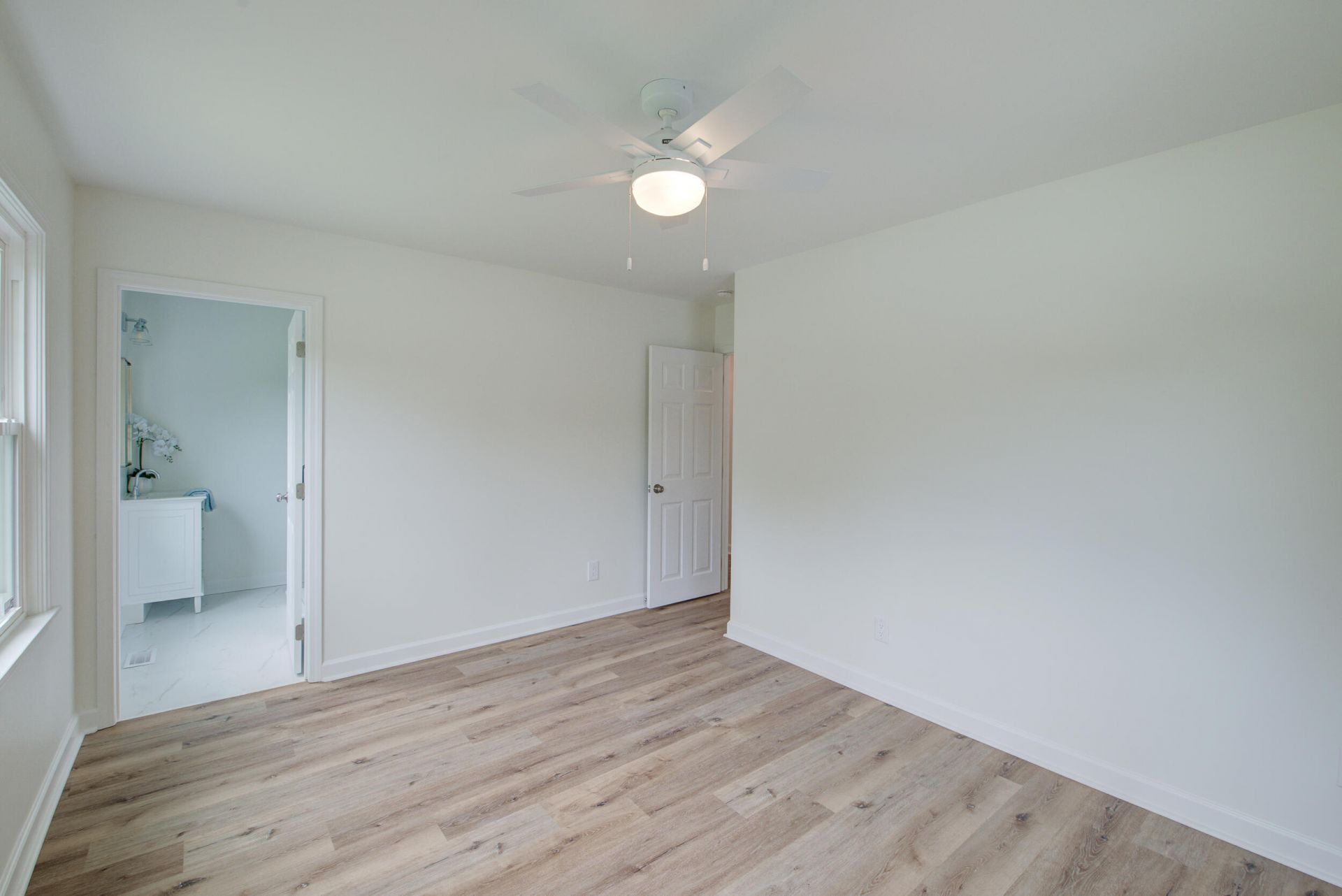 1121 Browning Road Photo 28