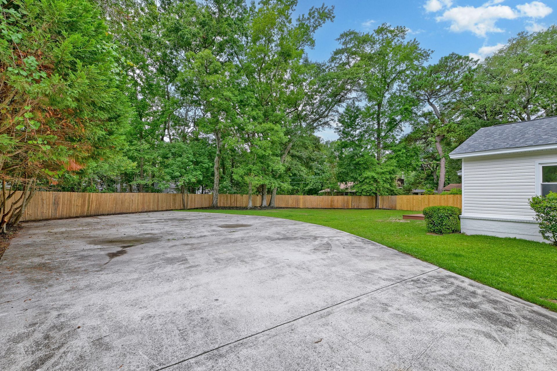 1121 Browning Road Photo 56