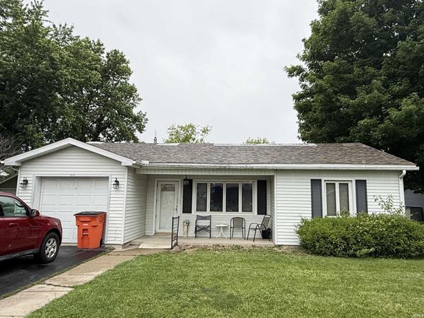 213 N Greenberry Street, Sweetser, IN 46987