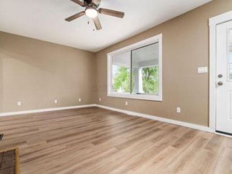 155 S Wayne Avenue, Columbus, OH 43204 Photo 7