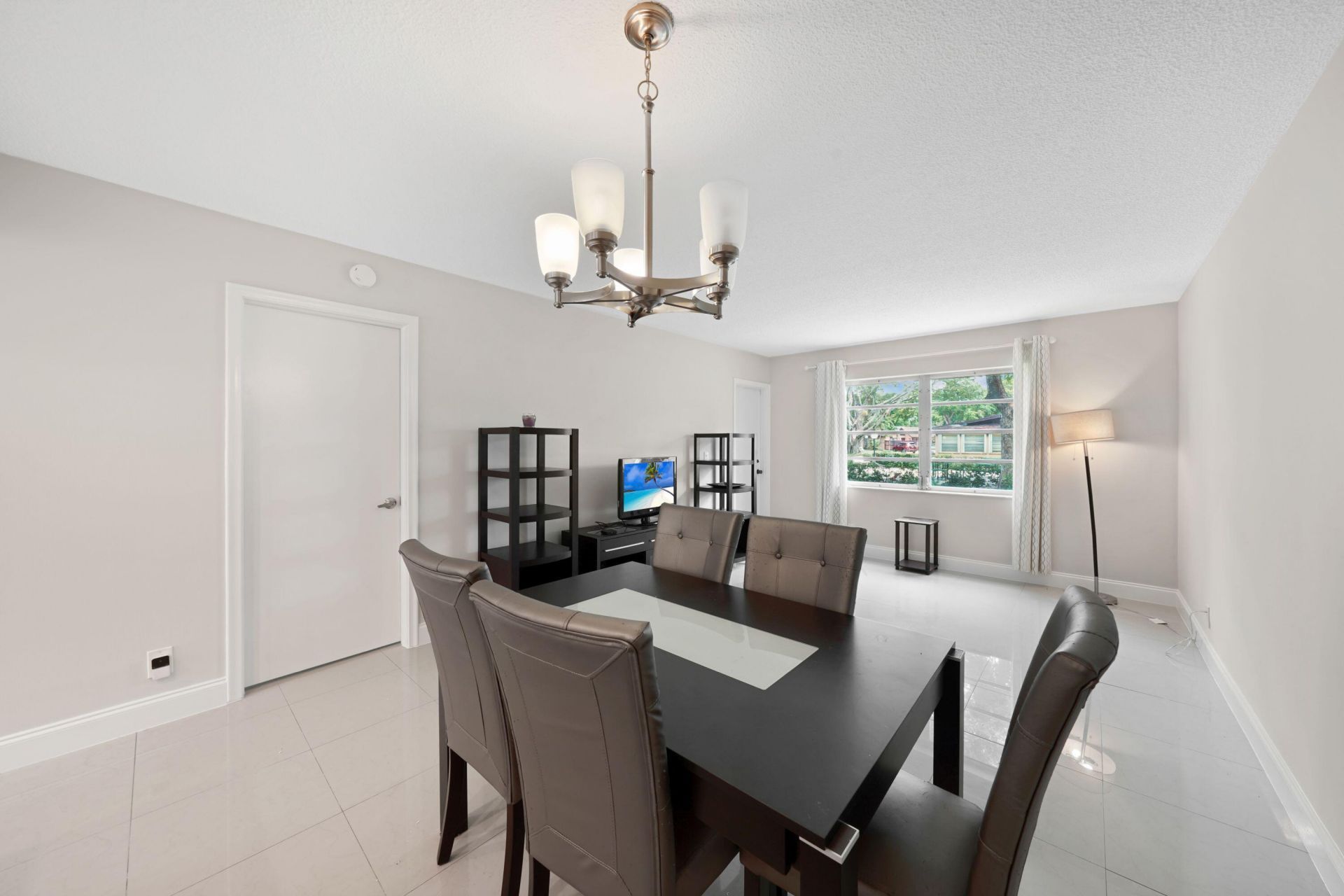 100 Berkley Road, Unit 109, Hollywood, FL 33024 Photo