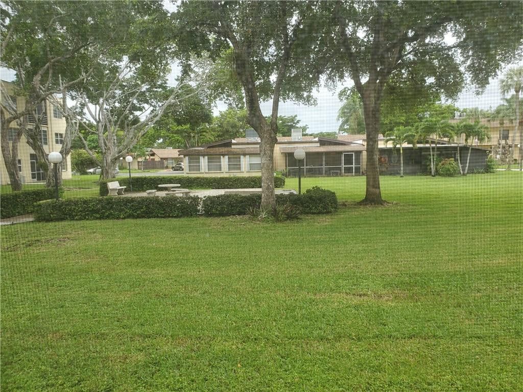 100 Berkley Road, Unit 109, Hollywood, FL 33024 Photo