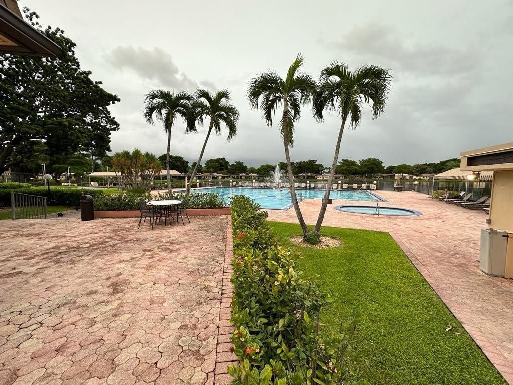 100 Berkley Road, Unit 109, Hollywood, FL 33024 Photo
