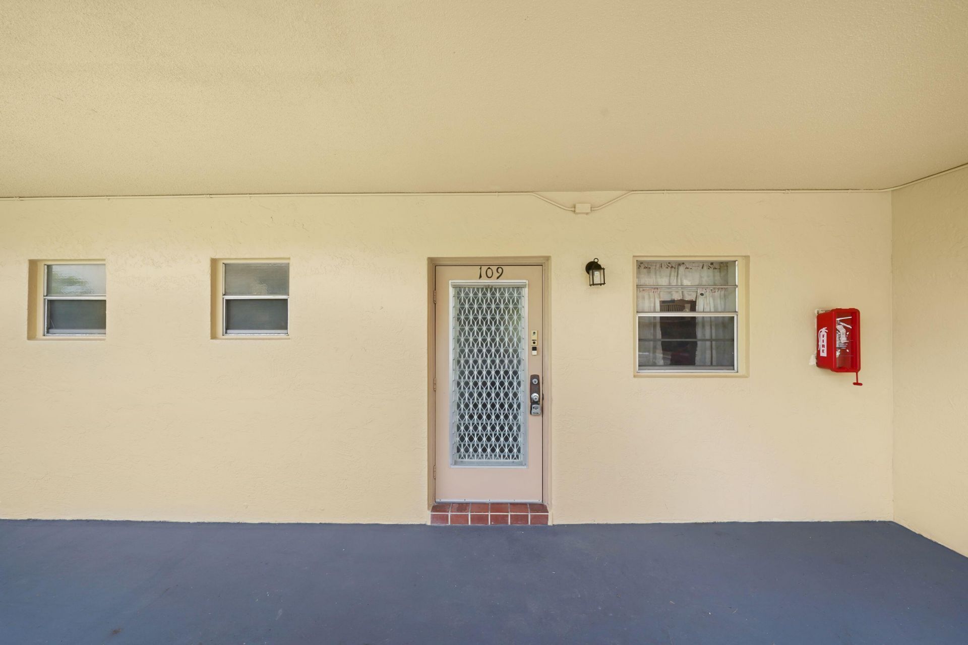 100 Berkley Road, Unit 109, Hollywood, FL 33024 Photo