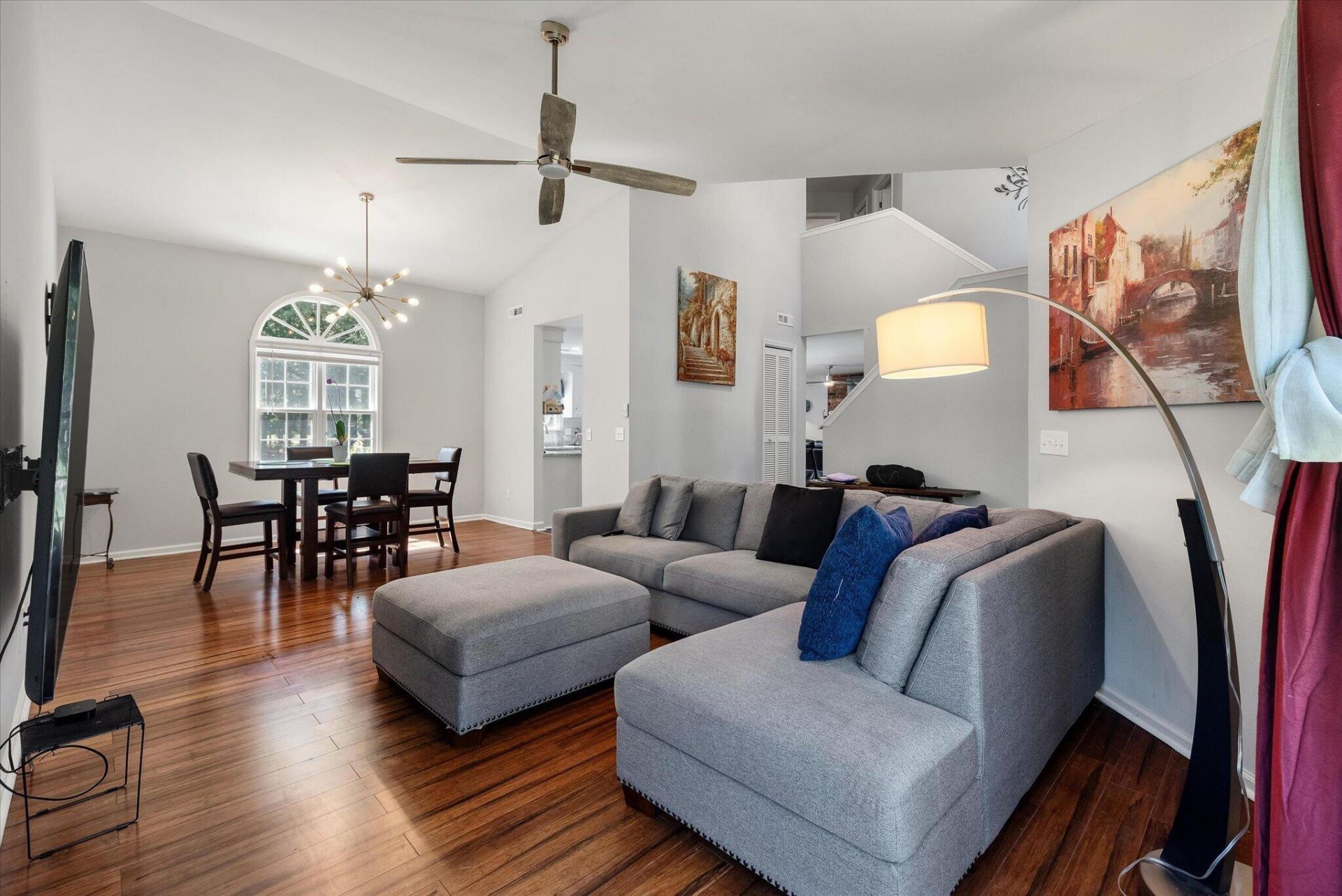 7 Lochmore Terrace Photo 8