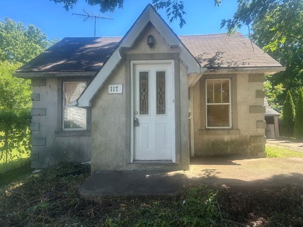 117 E Quincy Street , Westmont, IL 60559