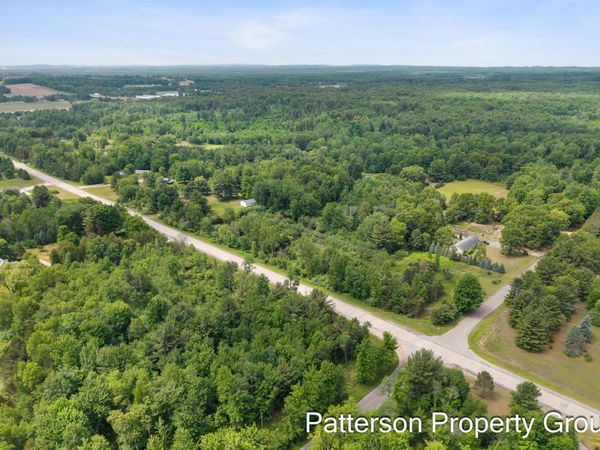 7093 N Oceana Drive, Hart, MI 49420