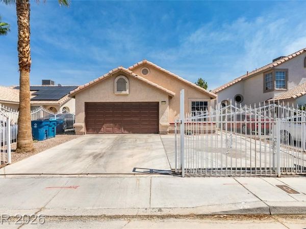 5636 Fairlight Drive , Las Vegas, NV 89142