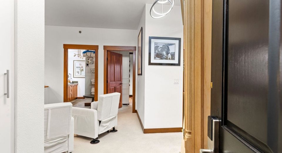 1750 Village East Road, Olympic Valley, CA 96146 Photo