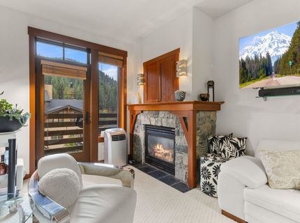 1750 Village East Road, Olympic Valley, CA 96146 Photo