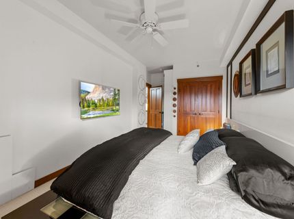 1750 Village East Road, Olympic Valley, CA 96146 Photo