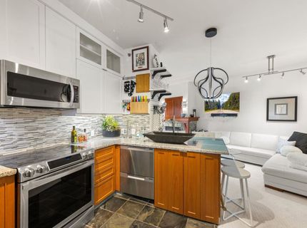 1750 Village East Road, Olympic Valley, CA 96146 Photo