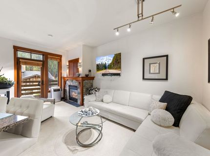 1750 Village East Road, Olympic Valley, CA 96146 Photo