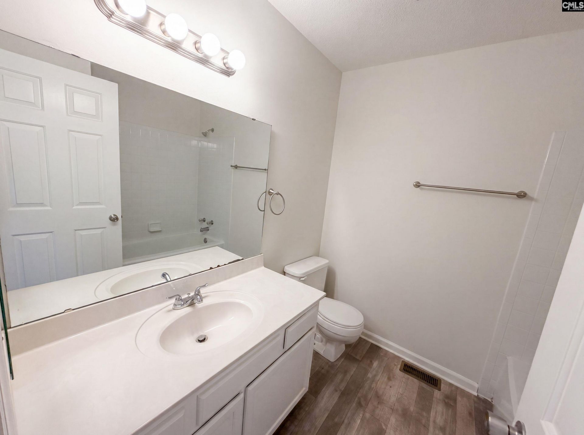 163 Stonewood Drive  Photo 17