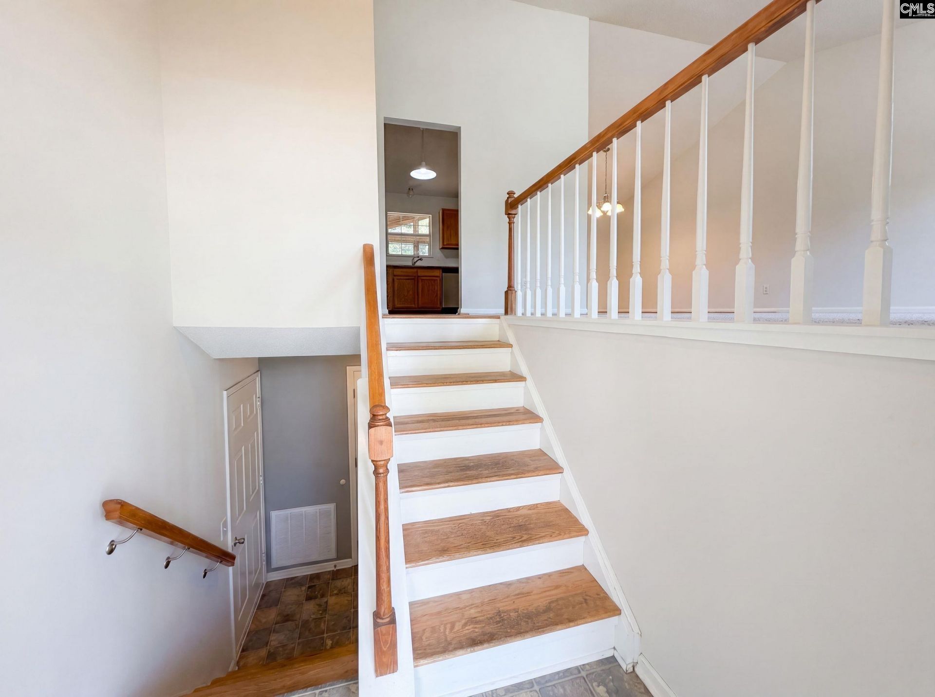 163 Stonewood Drive  Photo 7