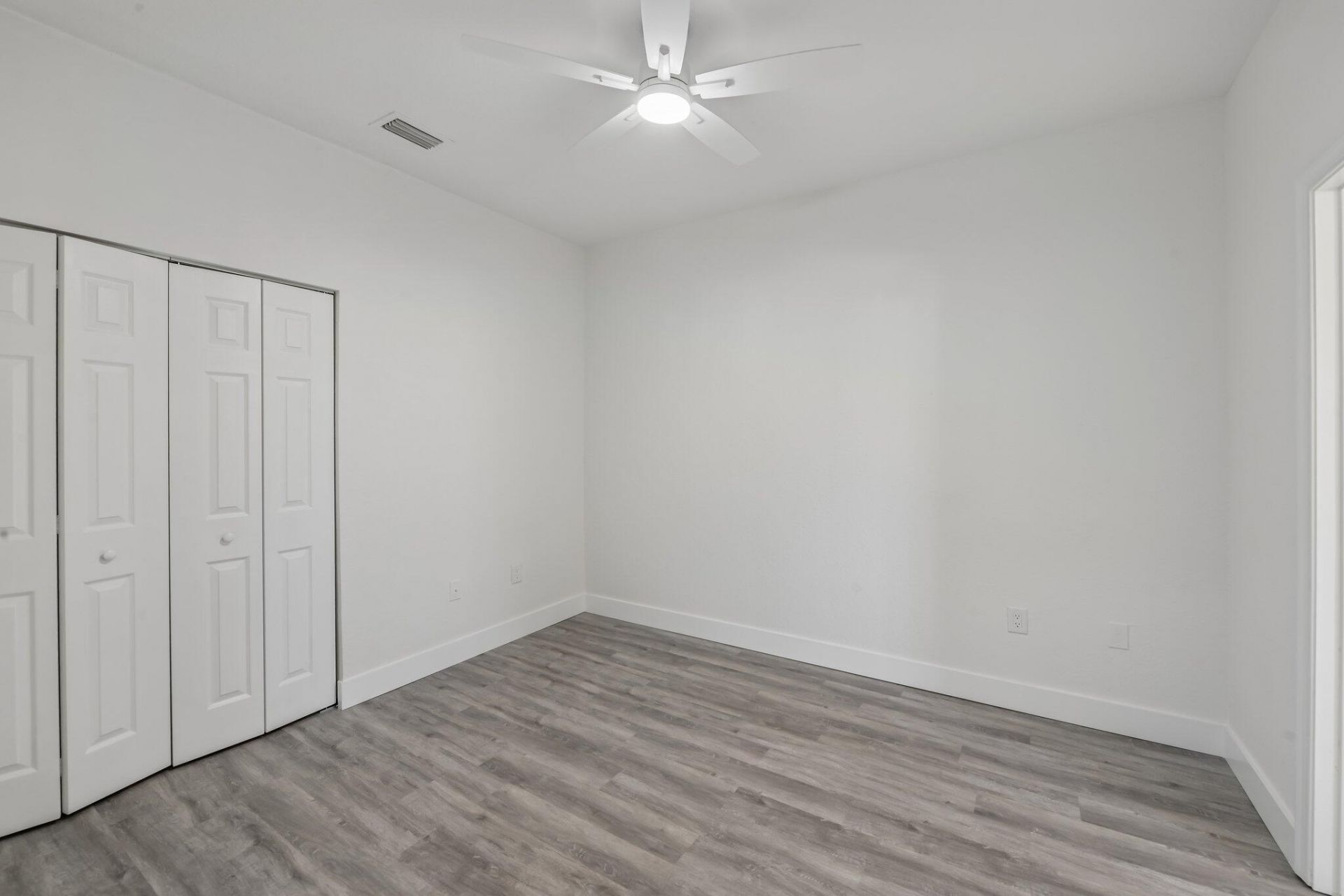 560 St Tropez Lane, Margate, FL 33068 Photo