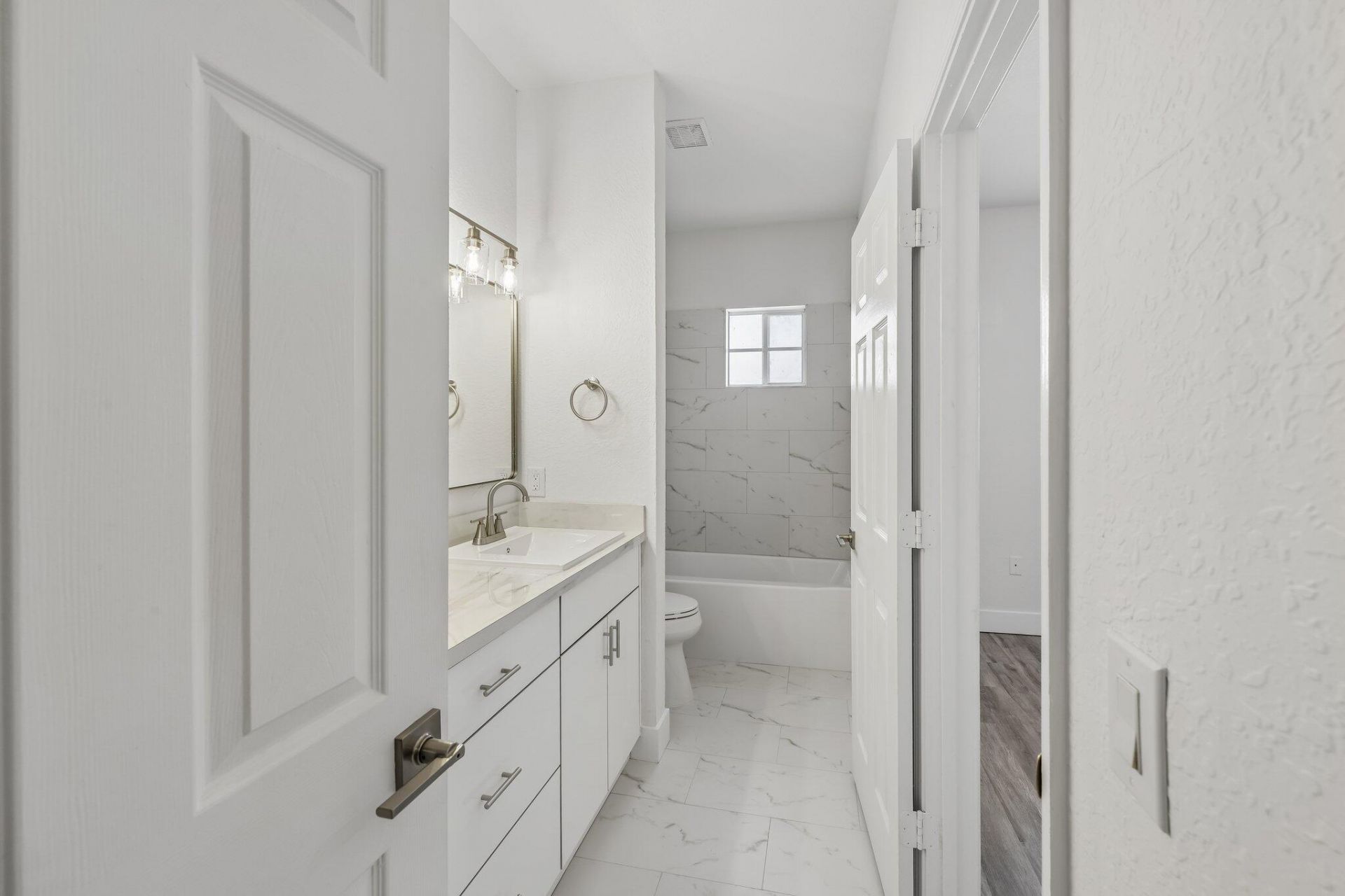 560 St Tropez Lane, Margate, FL 33068 Photo