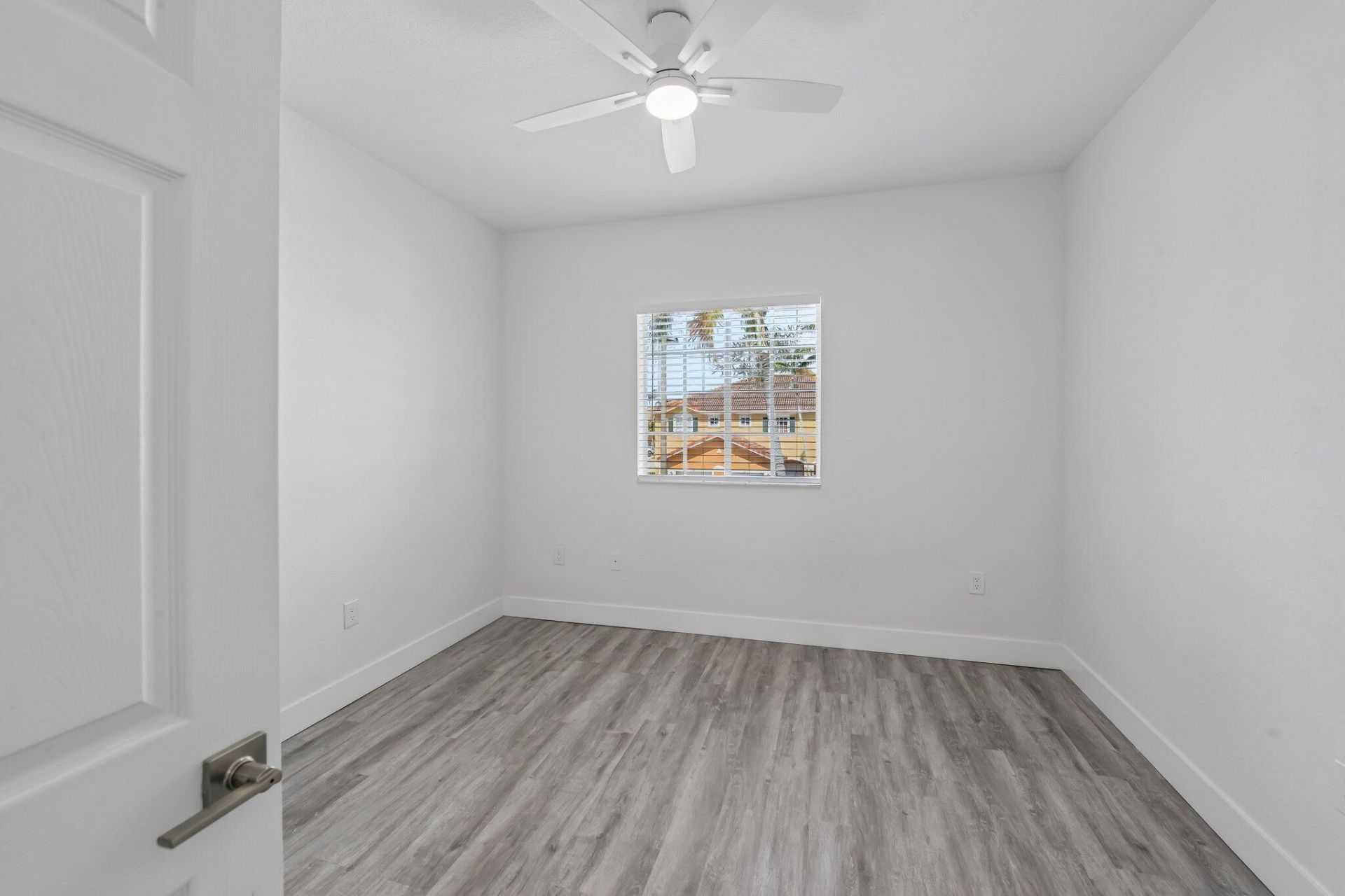 560 St Tropez Lane, Margate, FL 33068 Photo