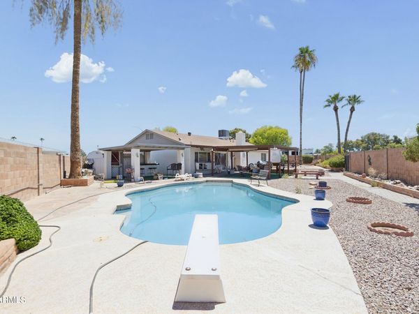 2262 S EMERSON Circle, Mesa, AZ 85210