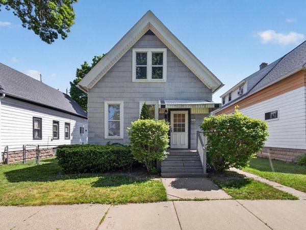 2927 W Lapham STREET, Unit 2927A, Milwaukee, WI 53215