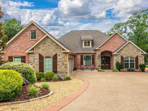 13 Disfrutar Lane , Hot Springs Village, AR 71909