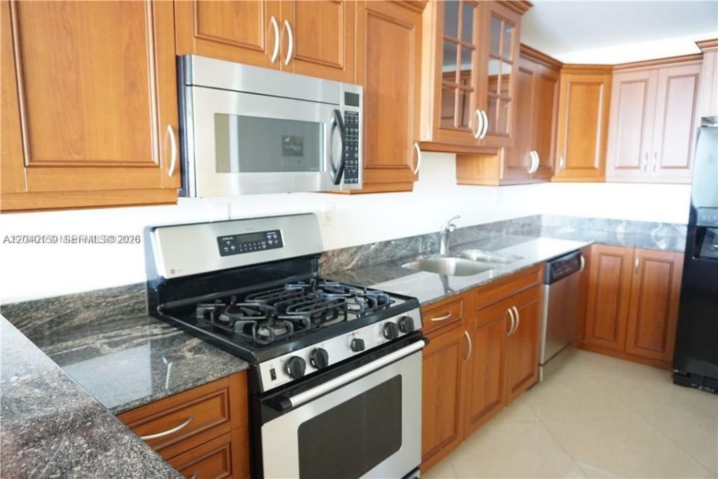 3140 S Ocean Dr, Unit 1510, Hallandale Beach, FL 33009 Photo