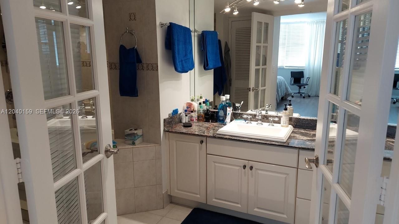 3140 S Ocean Dr, Unit 1510, Hallandale Beach, FL 33009 Photo