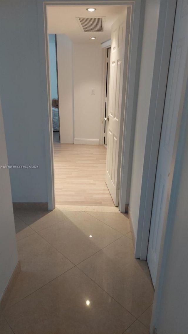 3140 S Ocean Dr, Unit 1510, Hallandale Beach, FL 33009 Photo
