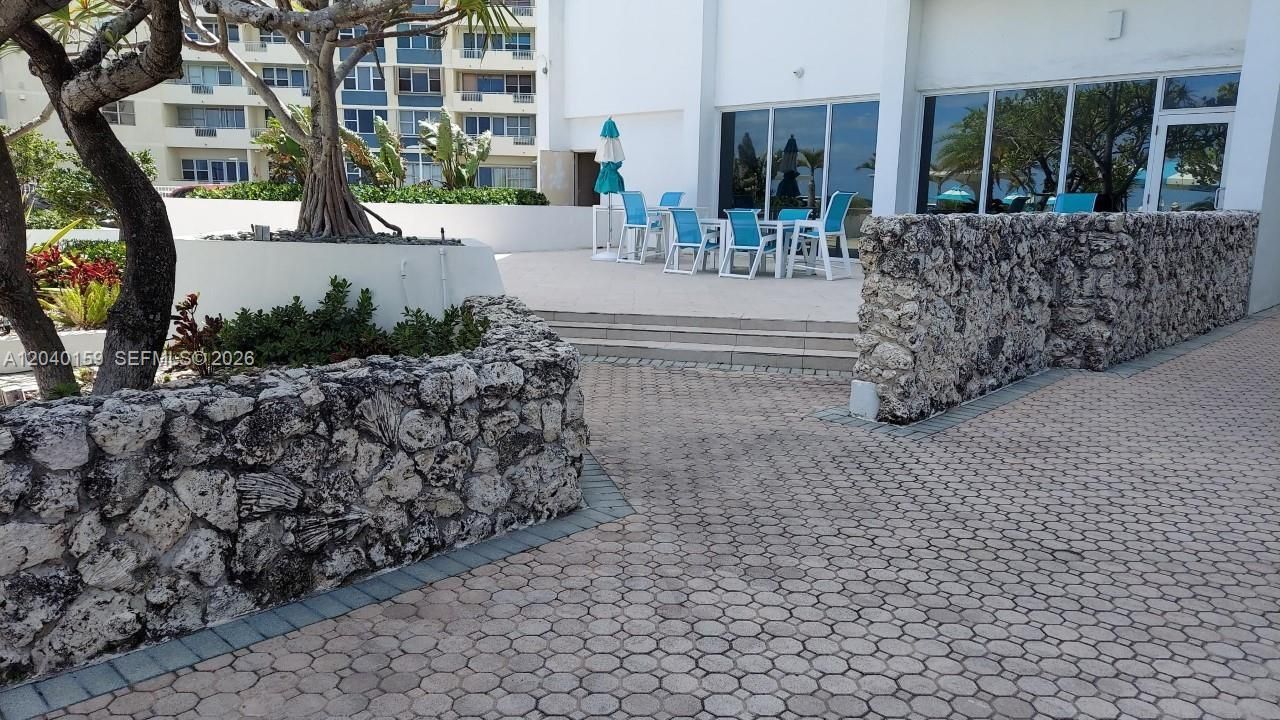 3140 S Ocean Dr, Unit 1510, Hallandale Beach, FL 33009 Photo