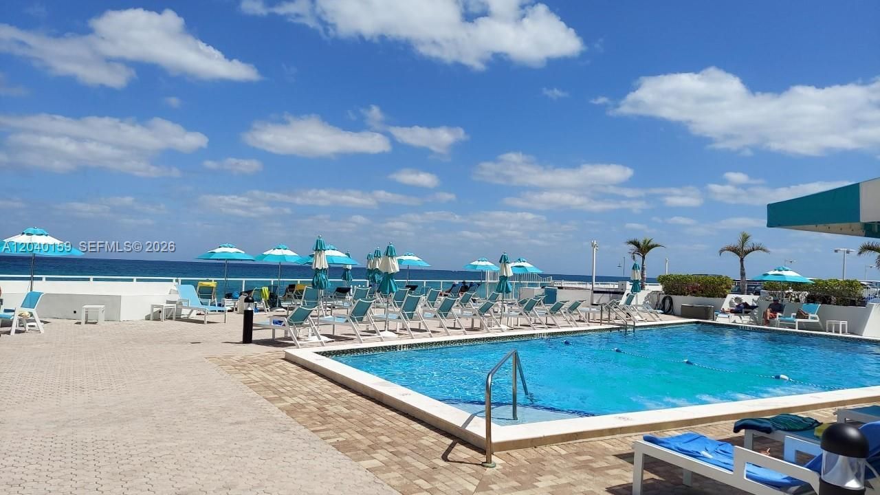 3140 S Ocean Dr, Unit 1510, Hallandale Beach, FL 33009 Photo