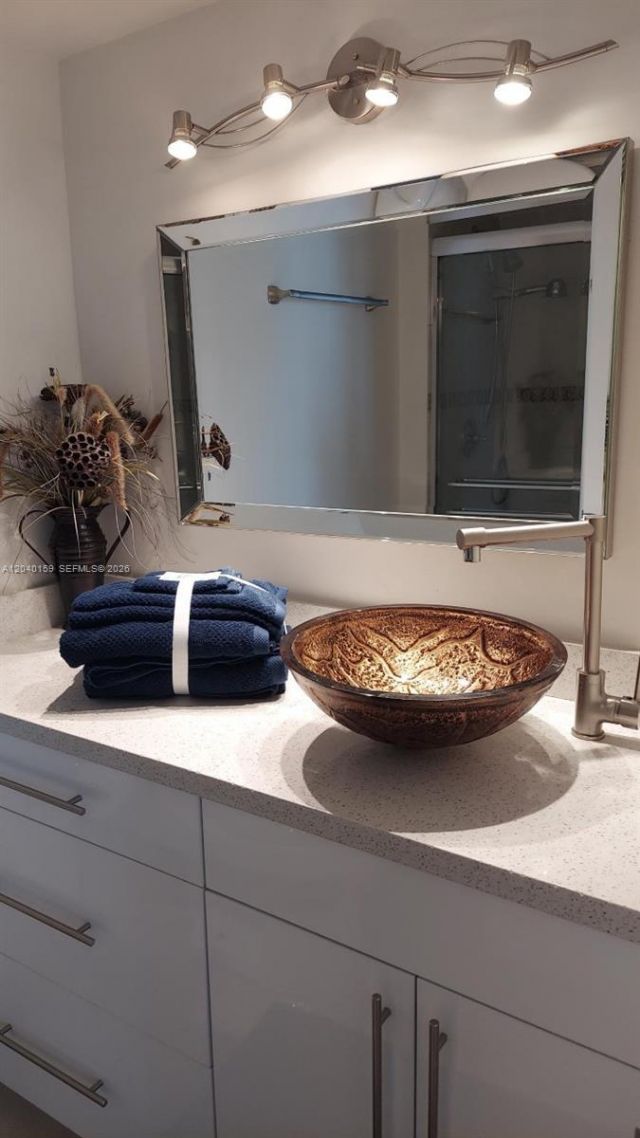 3140 S Ocean Dr, Unit 1510, Hallandale Beach, FL 33009 Photo