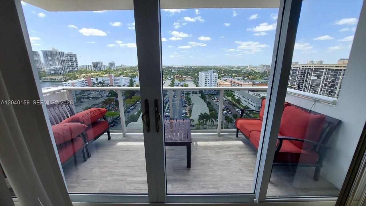 3140 S Ocean Dr, Unit 1510, Hallandale Beach, FL 33009 Photo