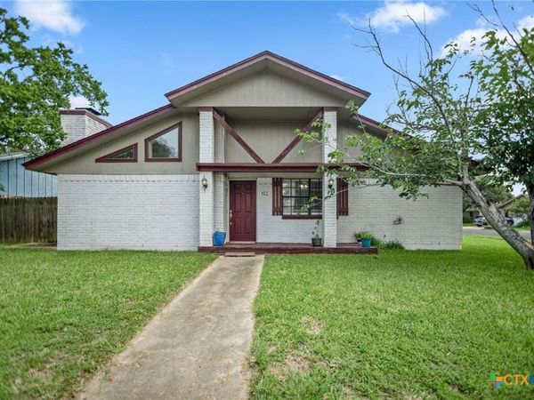 102 Sagemont Avenue , Victoria, TX 77904