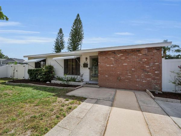 6701 ORCHARD DRIVE N, ST PETERSBURG, FL 33702